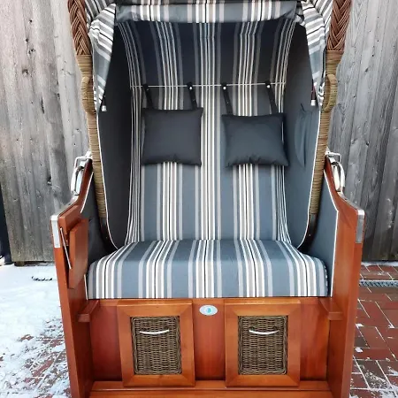 Strandstern Apartment *